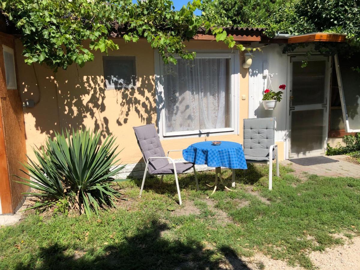 Hotel City Camping& Apartman &Bungalow Győr Esterno foto