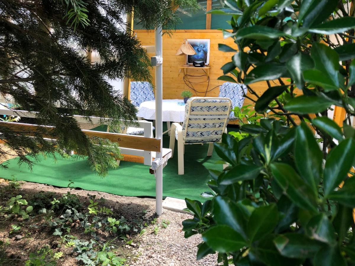 Hotel City Camping& Apartman &Bungalow Győr Esterno foto
