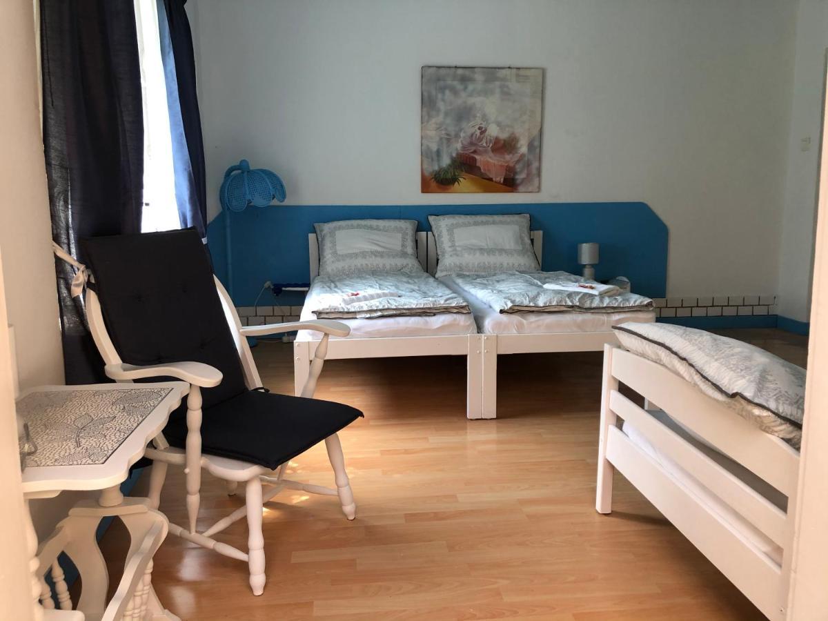 Hotel City Camping& Apartman &Bungalow Győr Esterno foto