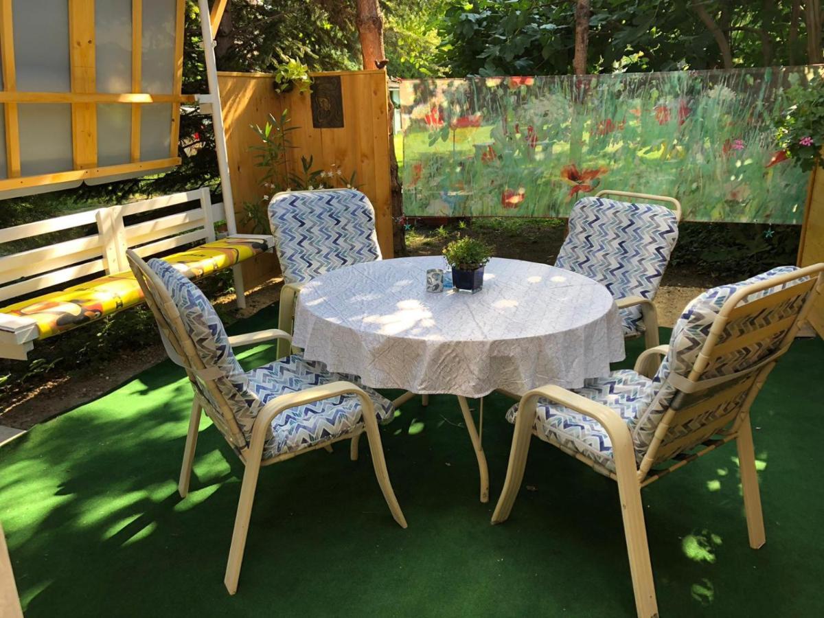 Hotel City Camping& Apartman &Bungalow Győr Esterno foto