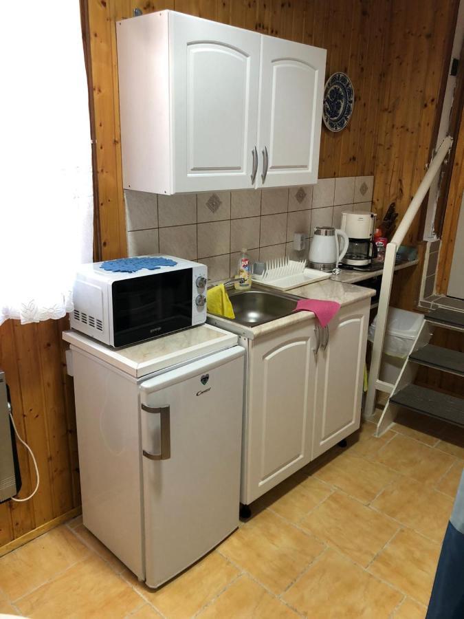 Hotel City Camping& Apartman &Bungalow Győr Esterno foto