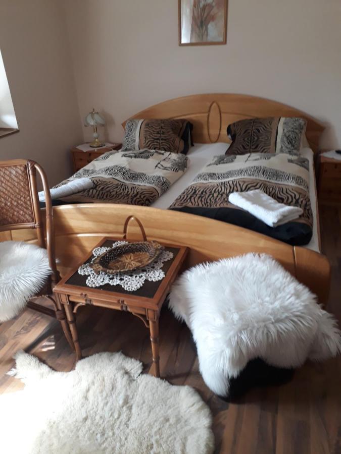 Hotel City Camping& Apartman &Bungalow Győr Esterno foto