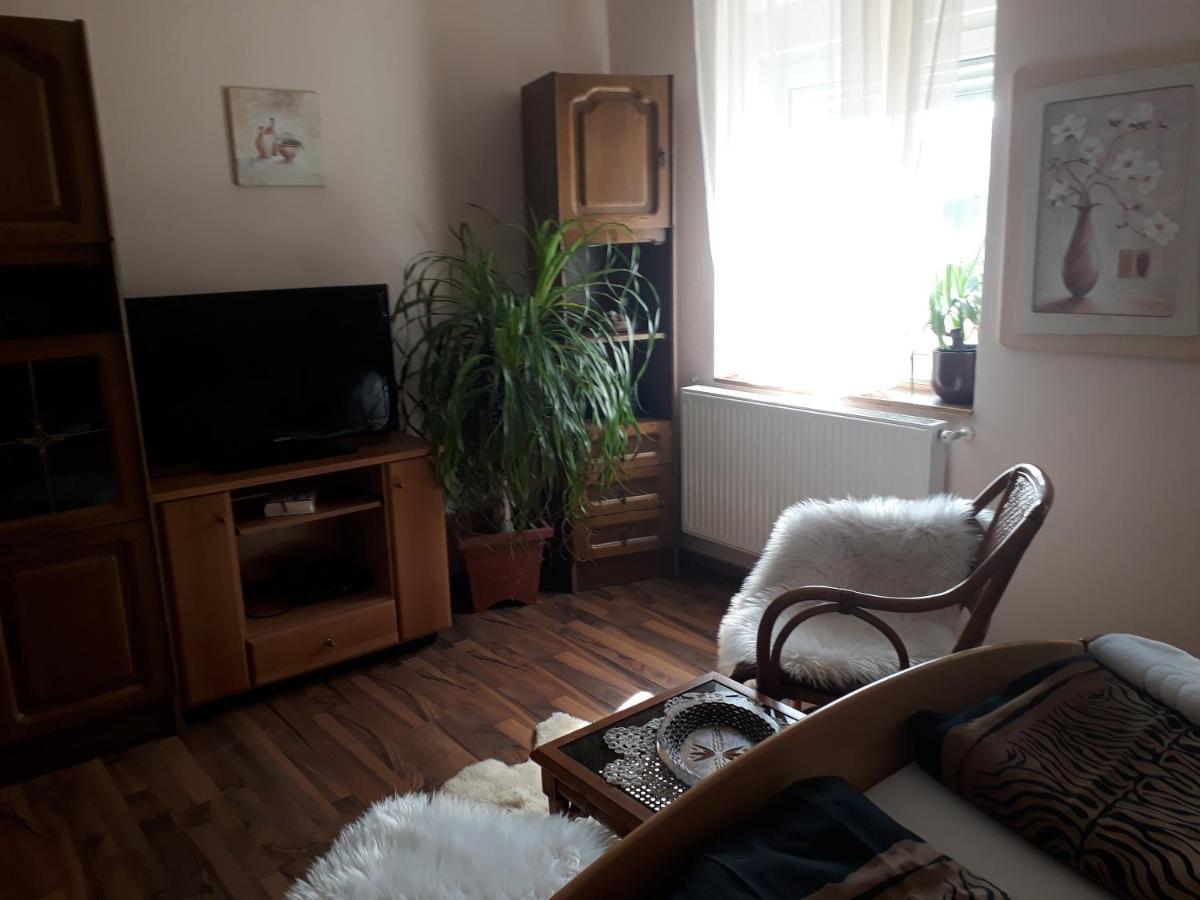 Hotel City Camping& Apartman &Bungalow Győr Esterno foto
