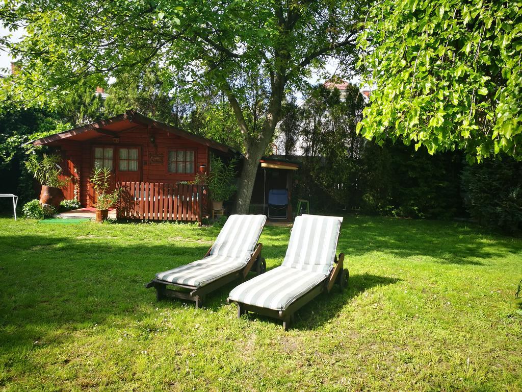 Hotel City Camping& Apartman &Bungalow Győr Esterno foto