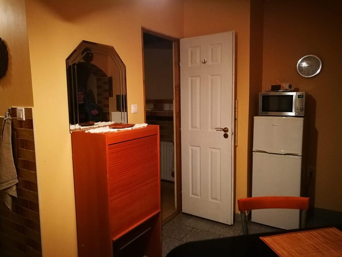 Hotel City Camping& Apartman &Bungalow Győr Esterno foto
