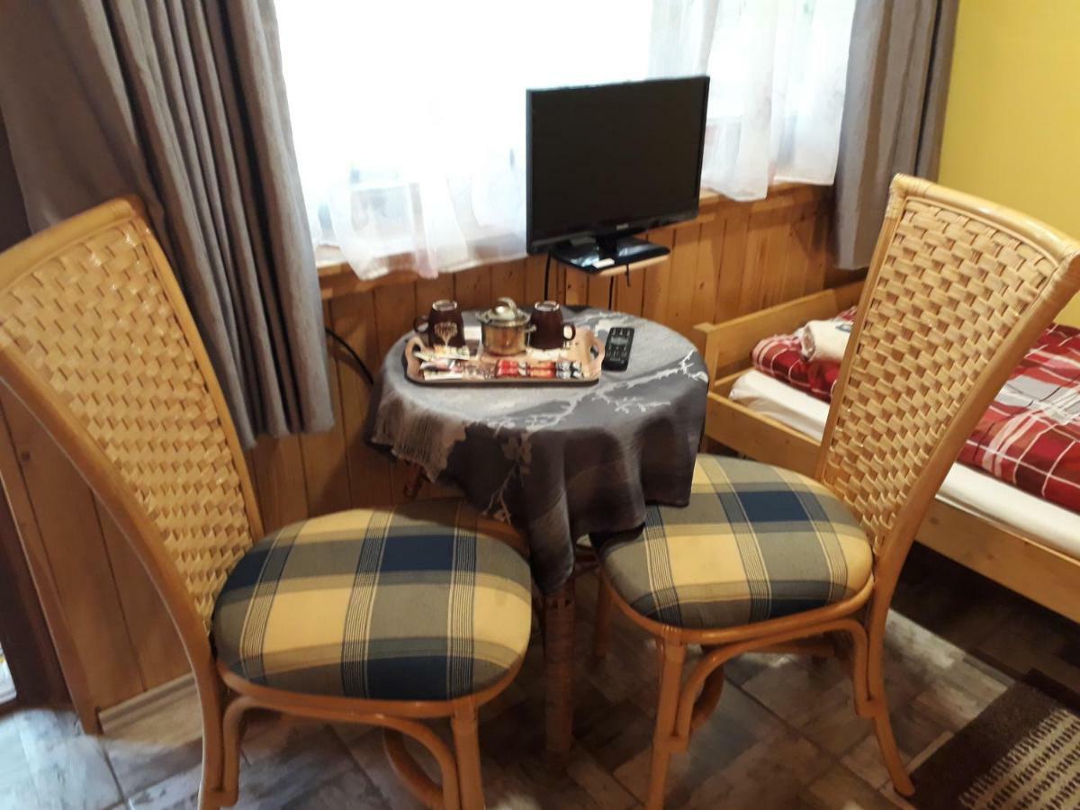 Hotel City Camping& Apartman &Bungalow Győr Esterno foto